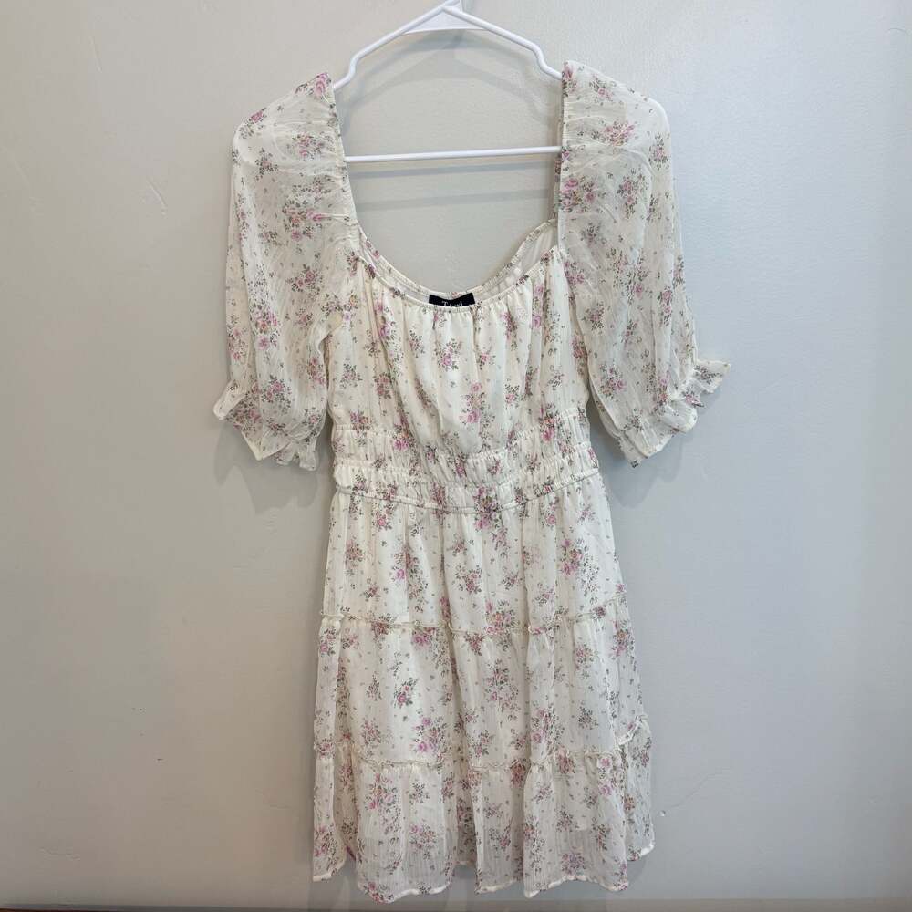 Trixxi Juniors' Floral Print Smocked Tiered Mini Dress with Puff Sleeves